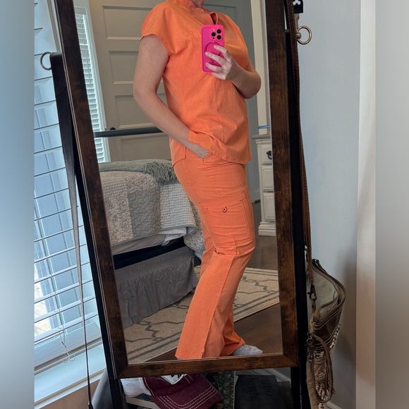 Koi Basics Vibrant Orange Scrub Set - Picture 2 of 5